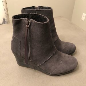 Gray TOMS Wedge booties